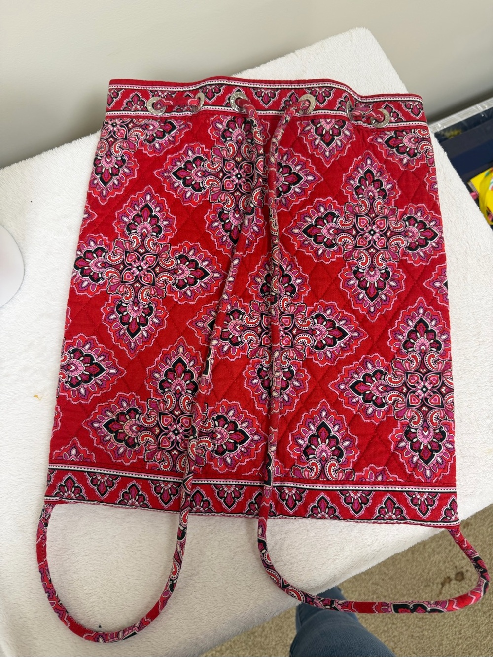 Vera Bradley Drawstring Backpack •Retired Print• - Picture 7 of 7